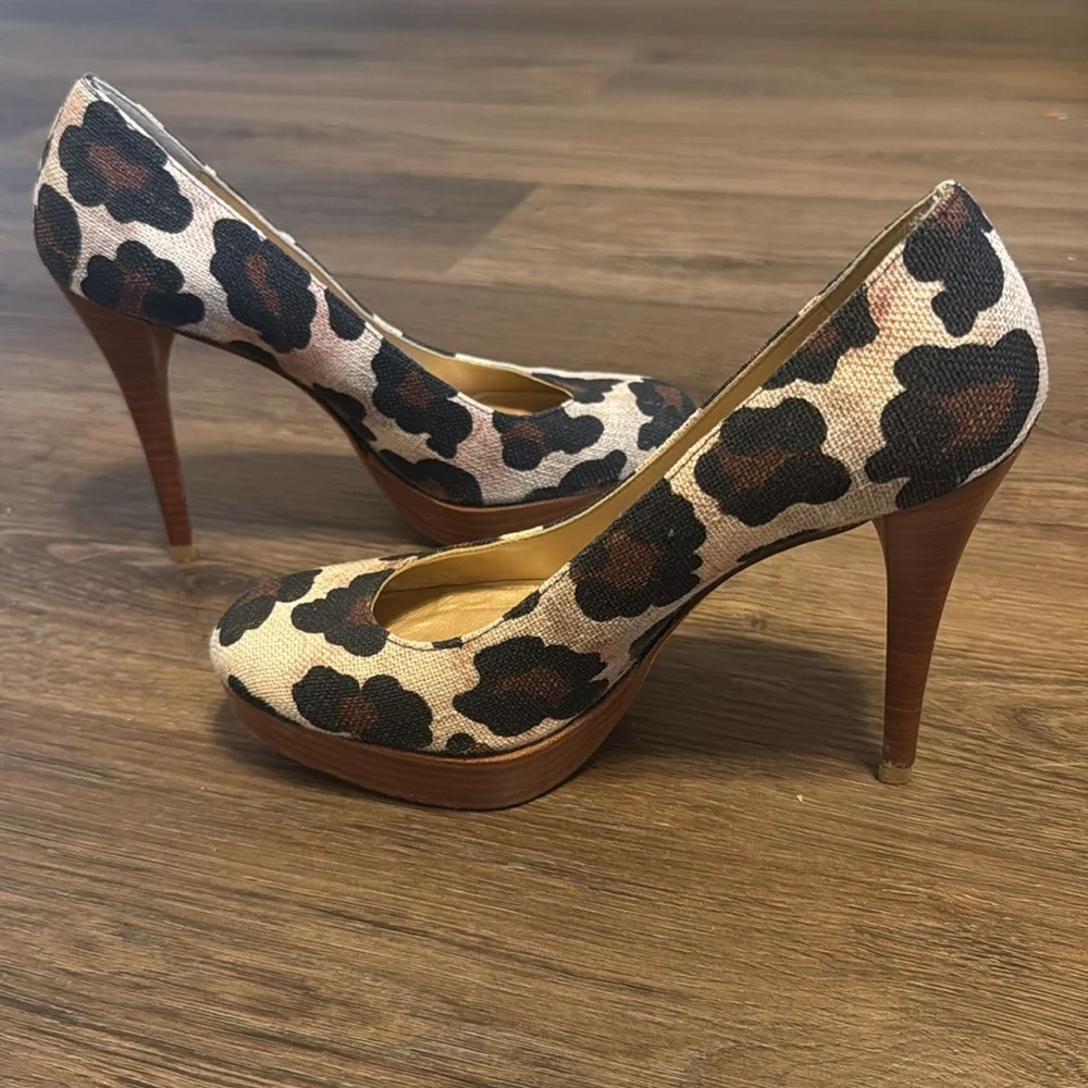 Stuart Weitzman preloved size
